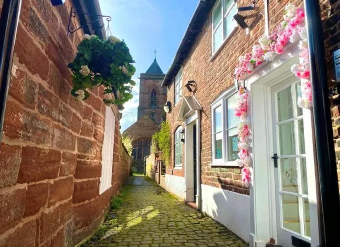 Tarporley Holiday Cottage Екстериор снимка