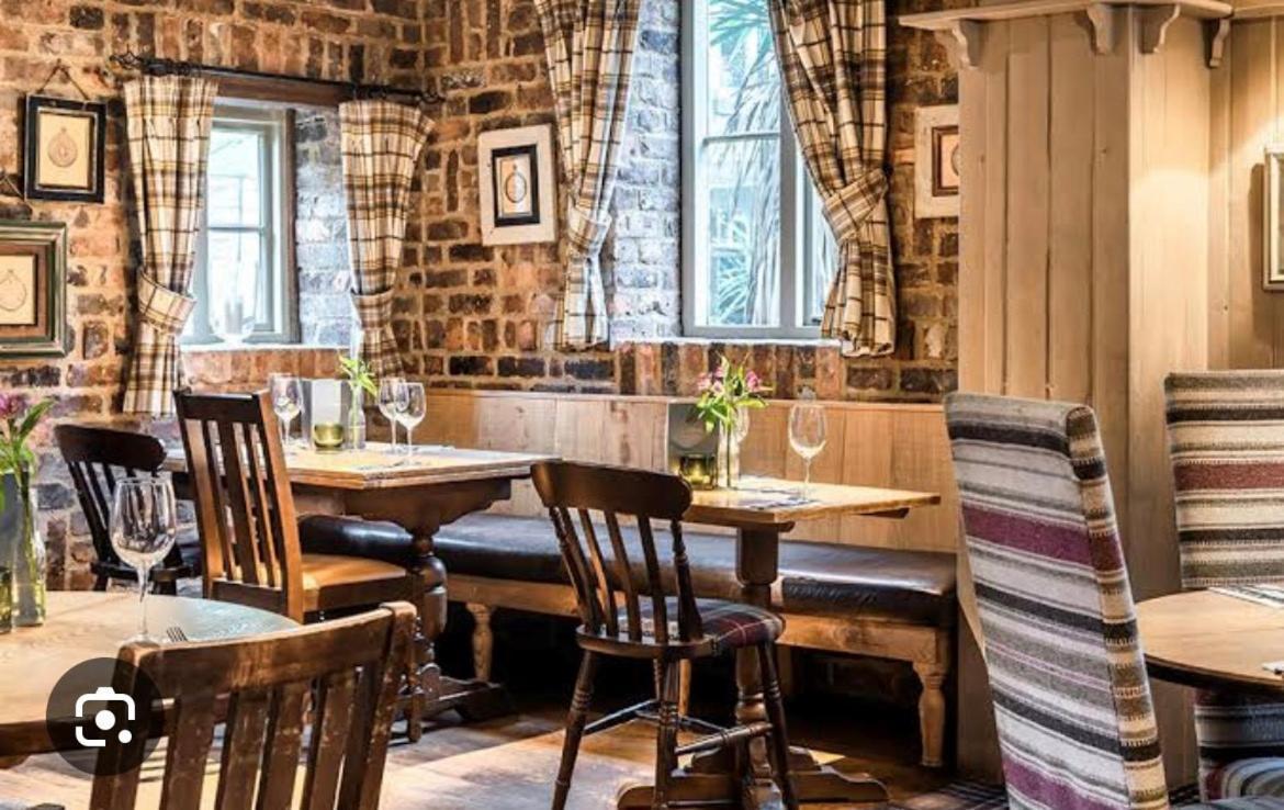 Tarporley Holiday Cottage Екстериор снимка
