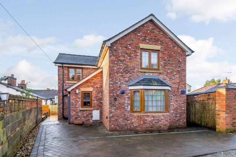 Tarporley Holiday Cottage Екстериор снимка