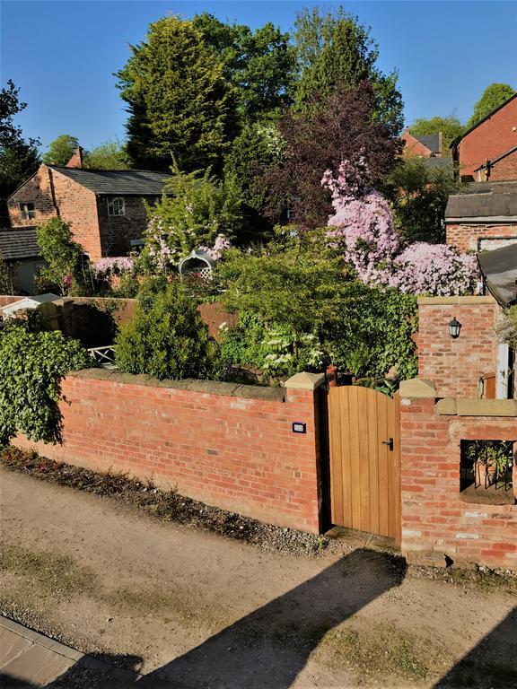 Tarporley Holiday Cottage Екстериор снимка