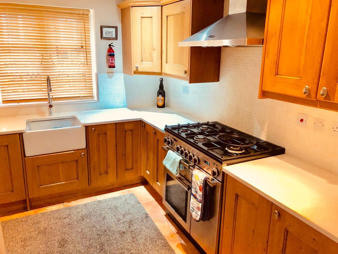 Tarporley Holiday Cottage Екстериор снимка